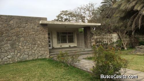 VENDO CASA EN PLAYA SANTA ROSA, LIMA