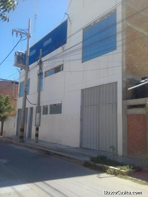 SE VENDE LOCAL INDUSTRIAL EN TALARA