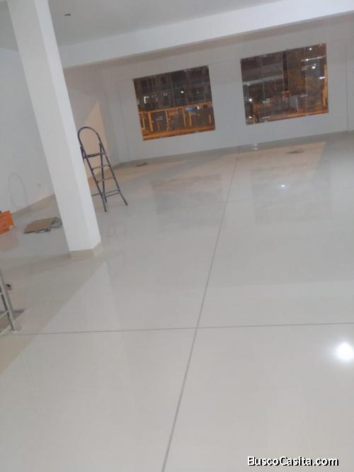 ALQUILO LOCAL COMERCIAL EN ESTRENO 