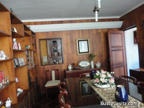 VENDO BONITA CASA DE 2 PLANTAS EN PUEBLO LIBRE