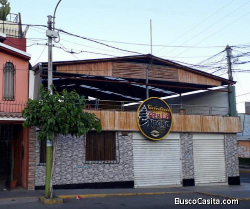 vendo casa en JLB y Rivero- Arequipa