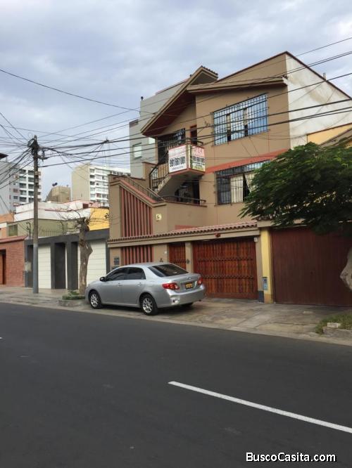 VENDO CASA EN SURQUILLO