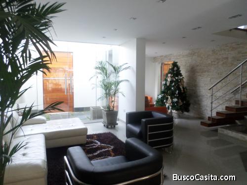 VENDO BONITA CASA en Urb. BUENOS AIRES I Etapa - NUEVO CHIMBOTE.  