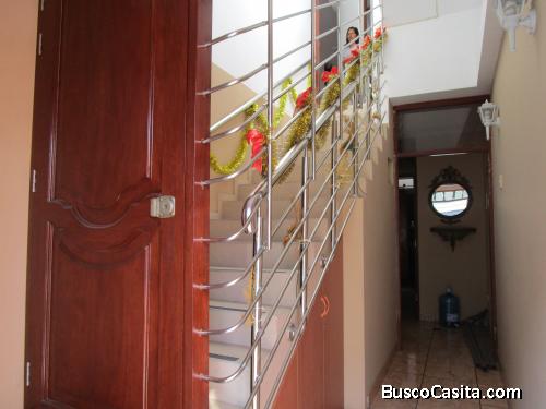 ALQUILO 1er.Piso (independiente) en el casco urbano de CHIMBOTE. 