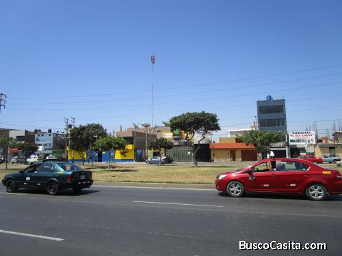 VENDO TERRENO COMERCIAL Av. PARDO Nº 1147 - CHIMBOTE. 