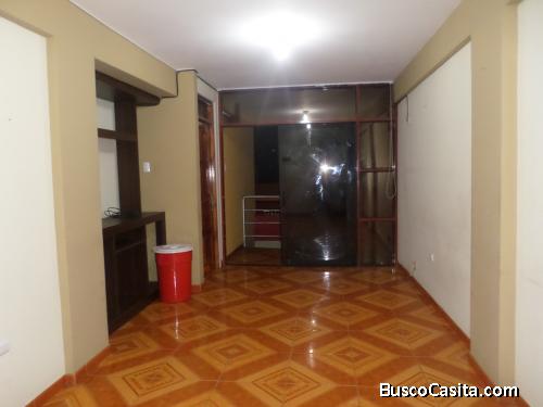 ALQUILO BONITOS DPTOS. en el CASCO URBANO de CHIMBOTE.