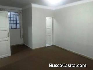 ALQUILO AMPLIAS OFICINAS  CENTRO HISTÓRICO TRUJILLO 