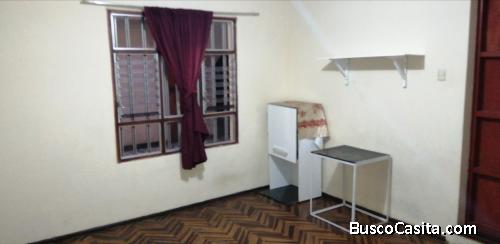 HABITACIÓN AMPLIA EN STA MARIA