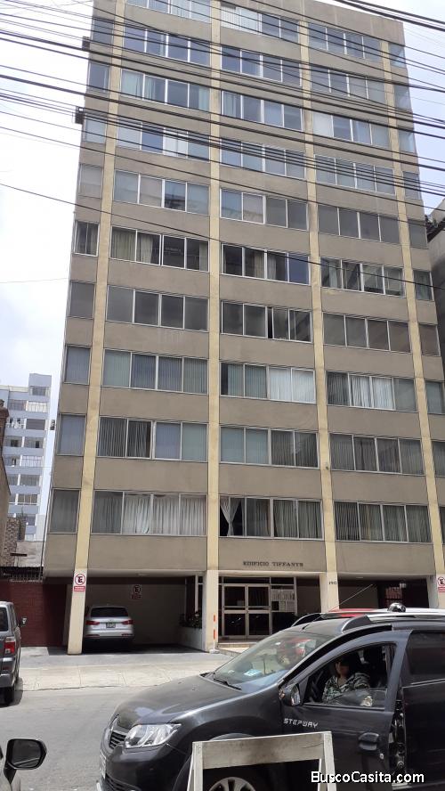 JESUS MARIA, SANTA BEATRIZ, VENDO OFICINA 60 M2. VISTA CALLE.