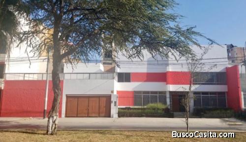 ALQUILO LOCAL COMERCIAL - CHICLAYO