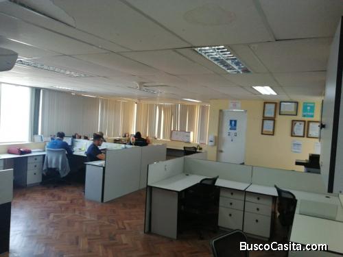 Amplia oficina duplex en alquiler, en el edificio de la Cámara de Comercio de Callao