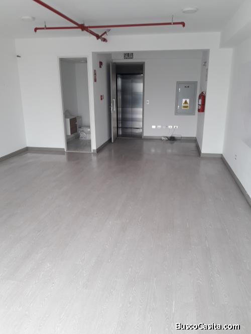 Magdalena del Mar oficinas estreno, vista calle con cochera