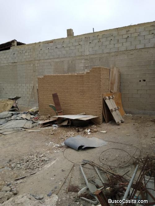 VENDO AMPLIO TERRENO CERCADO EN PLENA AUTOPISTA A HUANCHACO DE 2000M2 ,   