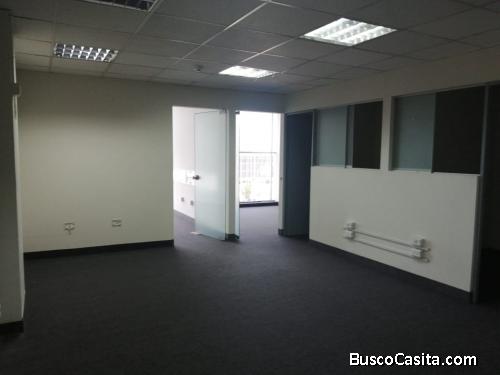 Oficina en alquiler, en el Centro Aéreo Comercial. Callao