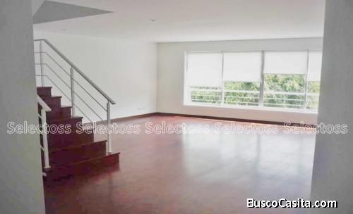 VENTA DUPLEX SAN ISIDRO 2 DORM 3 BAÑOS 1 COCHERA