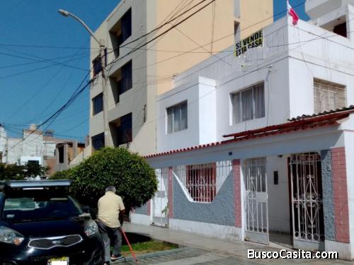 VENDO CASA PERFECTA PARA DEPARTAMENTOS O MULTIFAMILIARES
