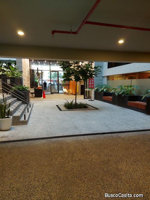 Venta de Departamento Dúplex de Estreno en Miraflores