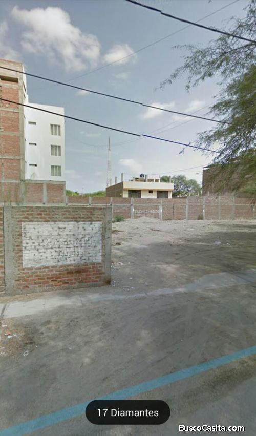 VENDO TERRENO EN URB. MIRAFLORES - PIURA