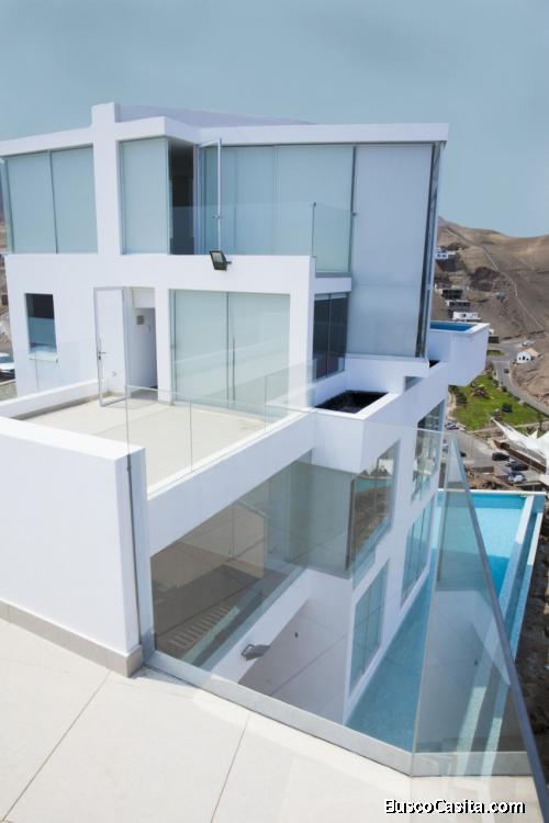 Alquiler de Casa de PLaya en Club Nautico Poseidon-Pucusana