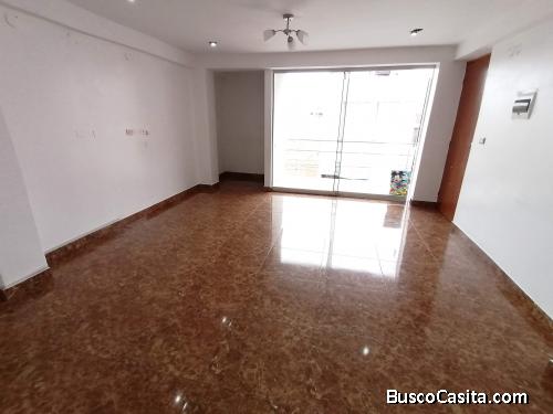 DEPARTAMENTO 3er PISO – URB SAN ISIDRO II ETAPA