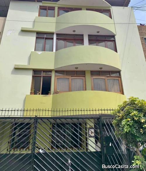 ????????✔Remate Departamento frente a real plaza y a lado de universidad upao 3er piso incluido cochera
