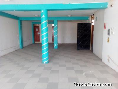 VENTA DE LOCAL COMERCIAL EN COMAS, AV. UNIVERSITARIA A.T.: 160m2 y A.C.: 320