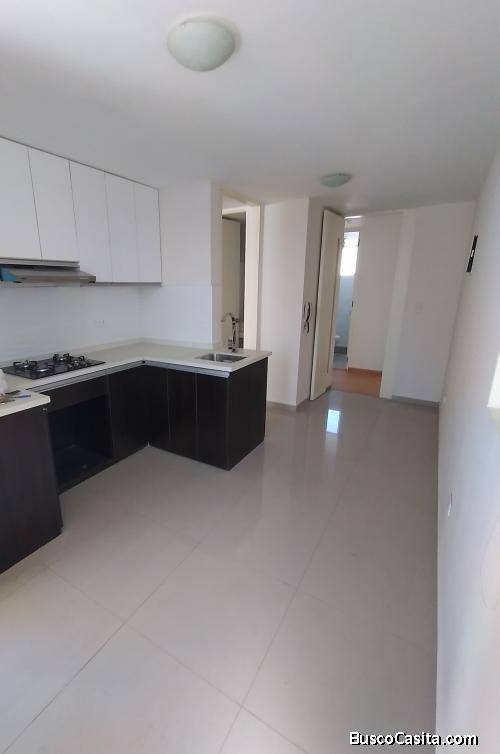 VENTA DE AMPLIO DEPARTAMENTO 