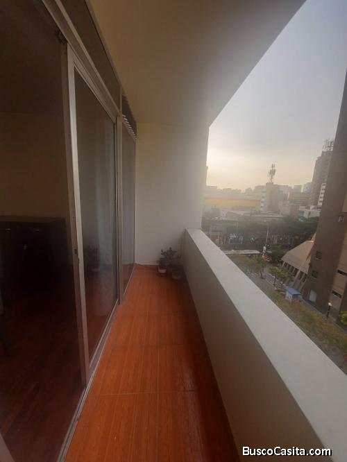 Departamento en Alquiler en Miraflores – Calle Tarata