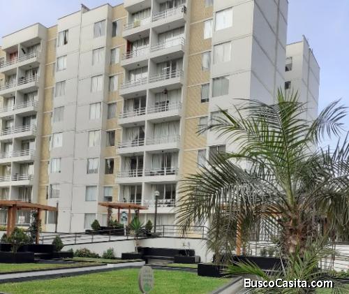 DEPARTAMENTO DE 3 HABITACIONES, 2 BAÑOS, AMPLIA COCINA - SURCO