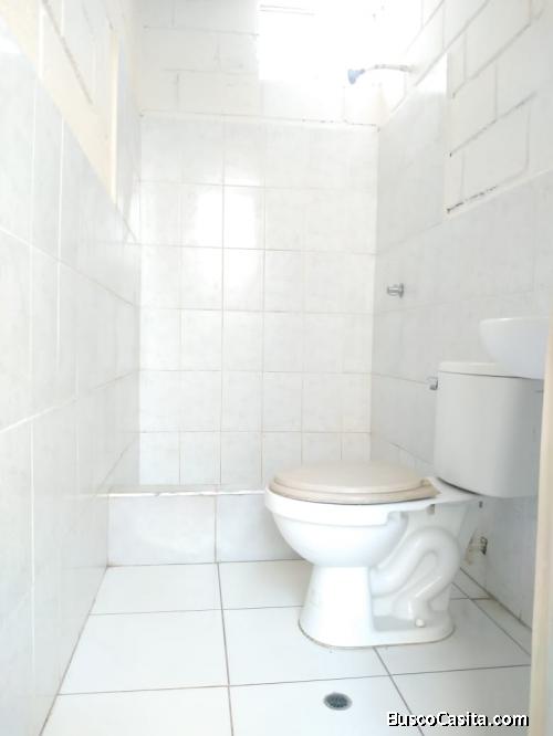 Vendo Casa con Título en Pacanguilla precio en Soles
