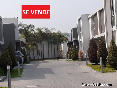 VENDO HERMOSA CASA CON TERRAZA, JARDIN Y PISCINA, 2 COCHERAS EN EL SOL DE LA MOLINA CON JACUZZI Y 