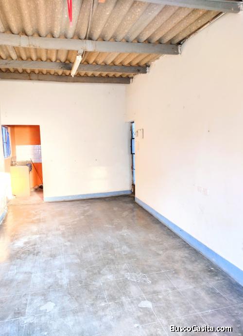 CASA EN ALQUILER - 2DO PISO