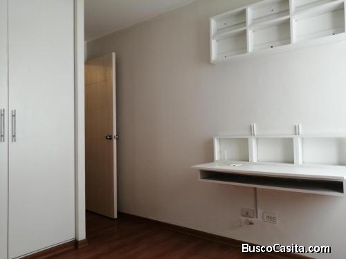 Vendo dúplex Calle Enrique Palacios- Miraflores Área: 96m2 