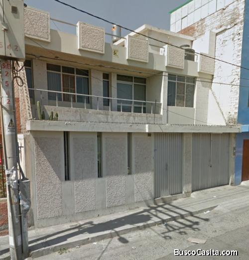 VENTA DE CASA EN JOSELUIS BUSTAMANTE Y RIVERO