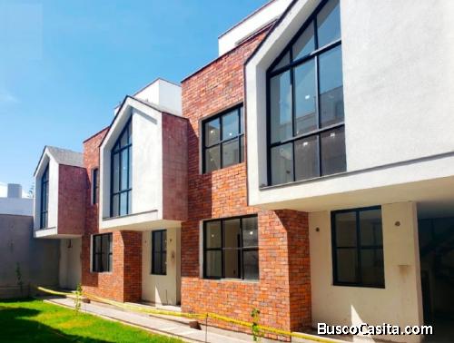 EXCLUSIVAS CASAS TIPO TOWNHOUSE ZONA SACHACA EN URB. CERRADA