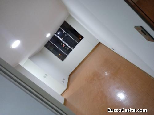 VENDO HERMOSO DEPARTAMENTO EN ATE 3 DORMITORIOS, 2 BAÑOS Y SALA/COMEDOR AMPLIA Y COMODA