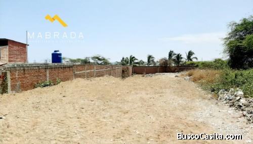 SE VENDE TERRENO EN SEGUNDA FILA A DOS MINUTOS DE LA PLAYA 