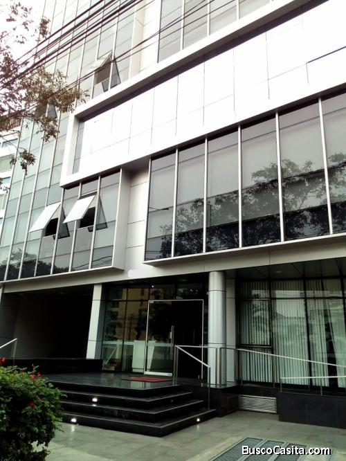 ALQUILO OFICINA MIRAFLORES 108.07 m2 PRIMIUM 01 KITCHEN 02 COCHERAS 