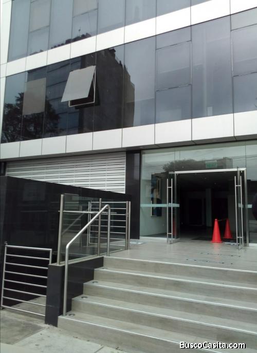 ALQUILO OFICINA PRIMIUM MIRAFLORES 95m2 02 BAÑOS 02 COCHERAS 