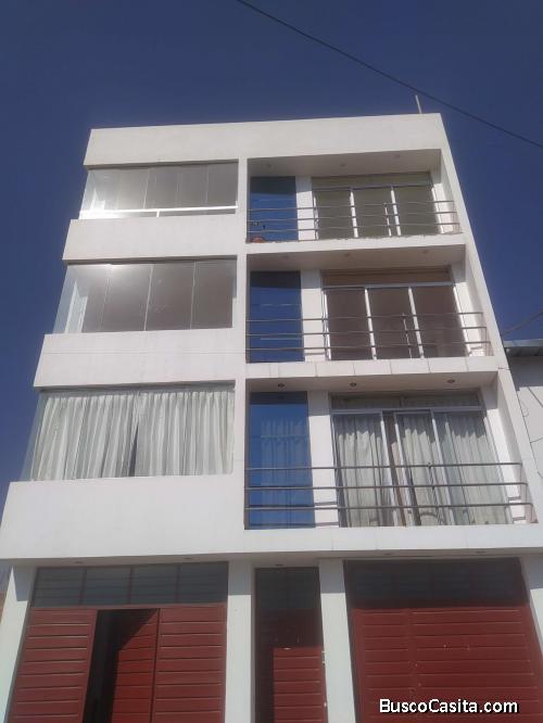 Vendo edificio de 4 pisos+ minidepartamento en el 5to piso en Mariano Melgar 