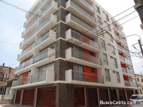 VENDO AMPLIO Y HERMOSO DPTO  CON ESTACIONAMIENTO BALNEARIO PIMENTEL CHICLAYO PERÚ