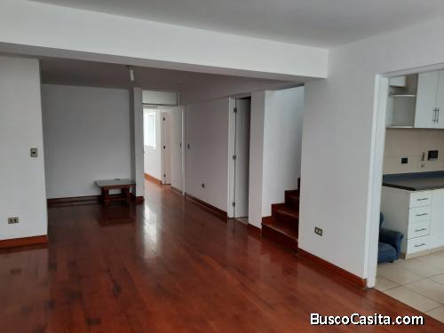 Venta de dpto duplex en Santiago de surco