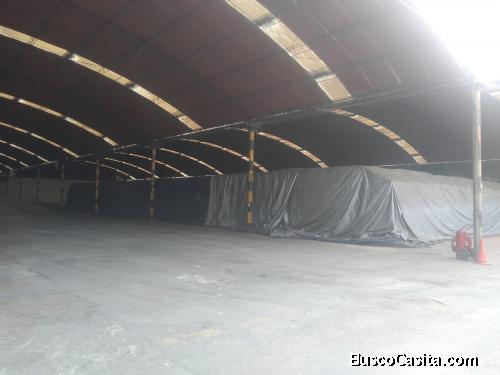 ALMACEN EN ALQUILER CALLA ( AV. NESTOR GAMBETA)