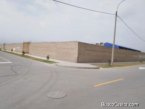 VENDO TERRENO PLANO CON DOBLE FRENTE EN URB. LOS SUYOS CARABAYLLO