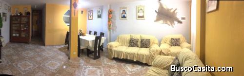 CASA DE DOS PISOS EN VENTA