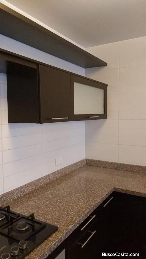 Alquilo departamento en San Martín del Porres , Av. José Granda