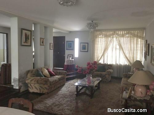 CASA – URB. SANTA EDELMIRA