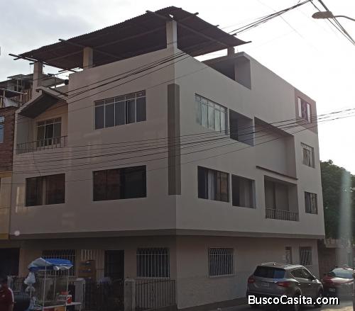 Se vende Propiedad de 4 pisos en buena ubicacion