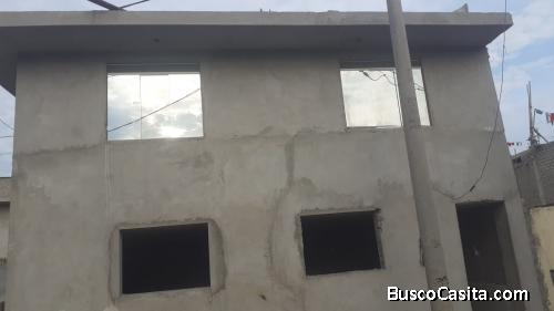 REMATE DE CASA EN 3 DE OCTUBRE 104 M2