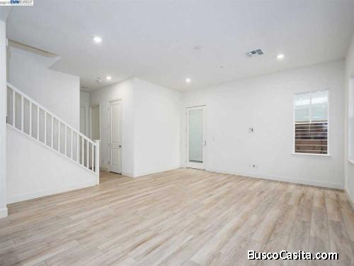 DEPARTAMENTO MODERNO - 4 DORMITORIOS - SAN BORJA - LIMA